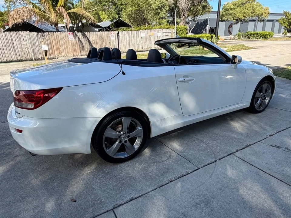 2010 Lexus IS 2nd Gen - Image 7 of 20