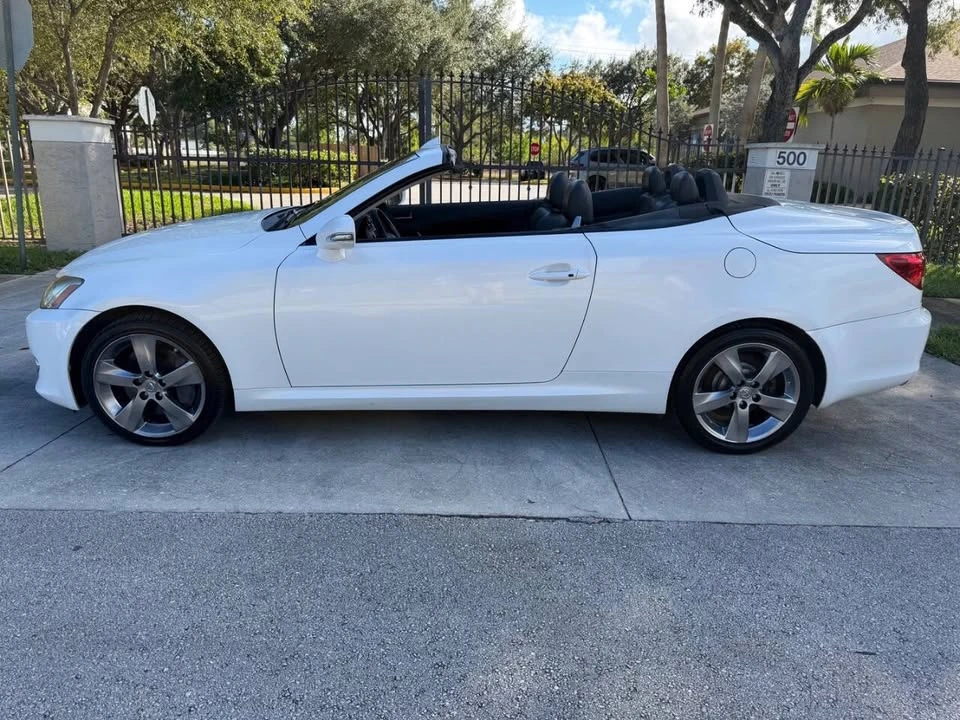 2010 Lexus IS 2nd Gen - Image 3 of 20