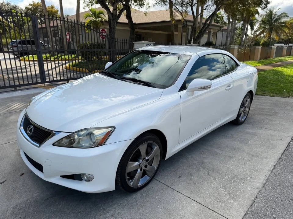 2010 Lexus IS 2nd Gen - Image 12 of 20