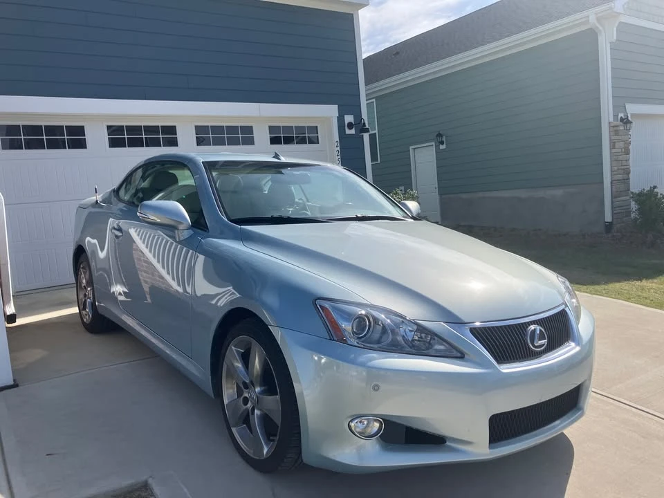 2010 Lexus IS 2nd Gen - Image 6 of 11