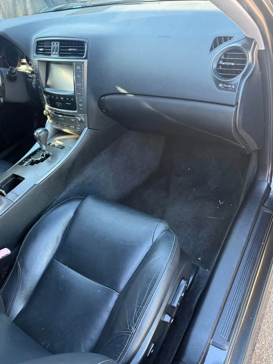 2010 Lexus IS 2nd Gen - Image 8 of 14