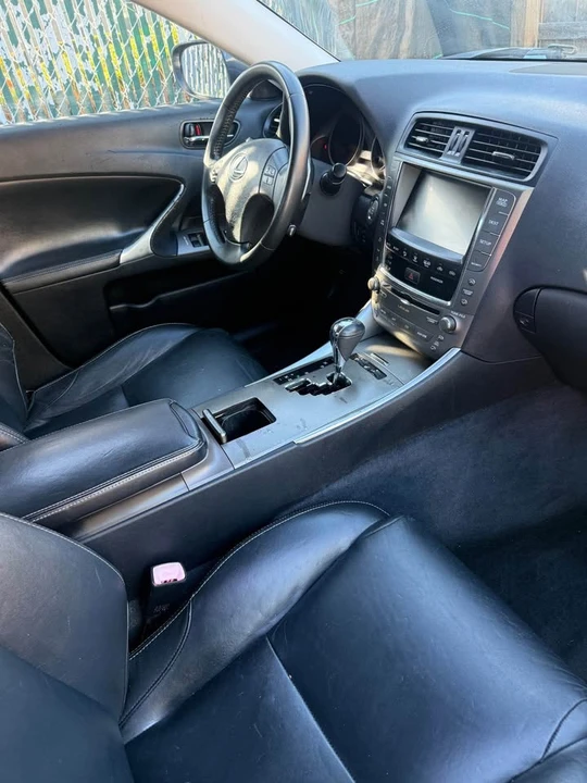 2010 Lexus IS 2nd Gen - Image 7 of 14