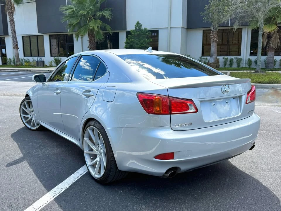 2010 Lexus IS 2nd Gen - Image 3 of 13