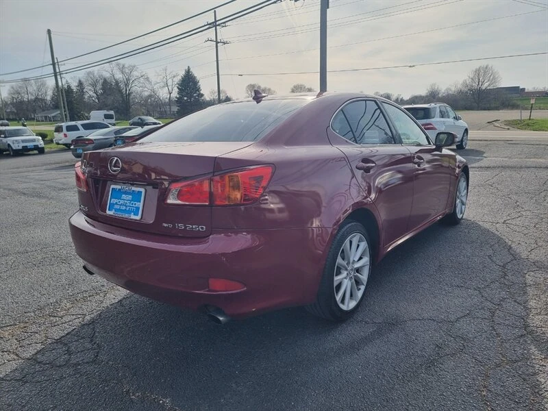 2010 Lexus IS 2nd Gen - Image 5 of 19