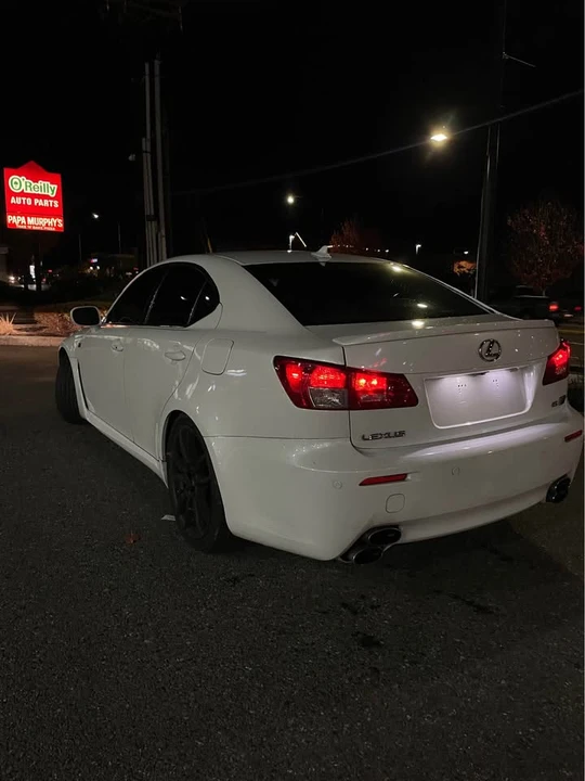 2010 Lexus IS F 2nd Gen - Image 6 of 11