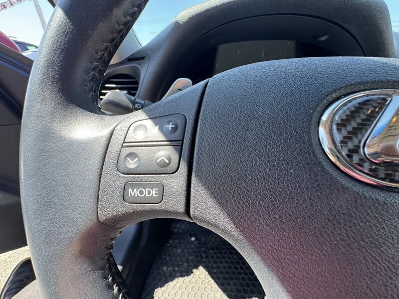 2010 Lexus IS 2nd Gen - Image 18 of 20