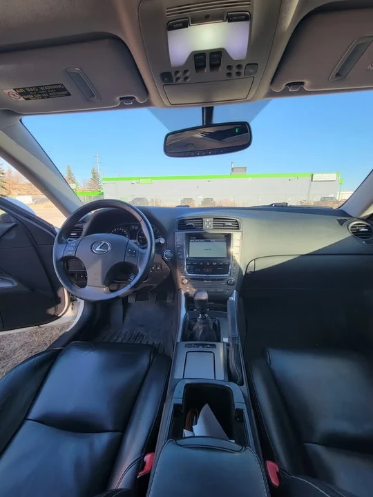 2010 Lexus IS 2nd Gen - Image 11 of 15