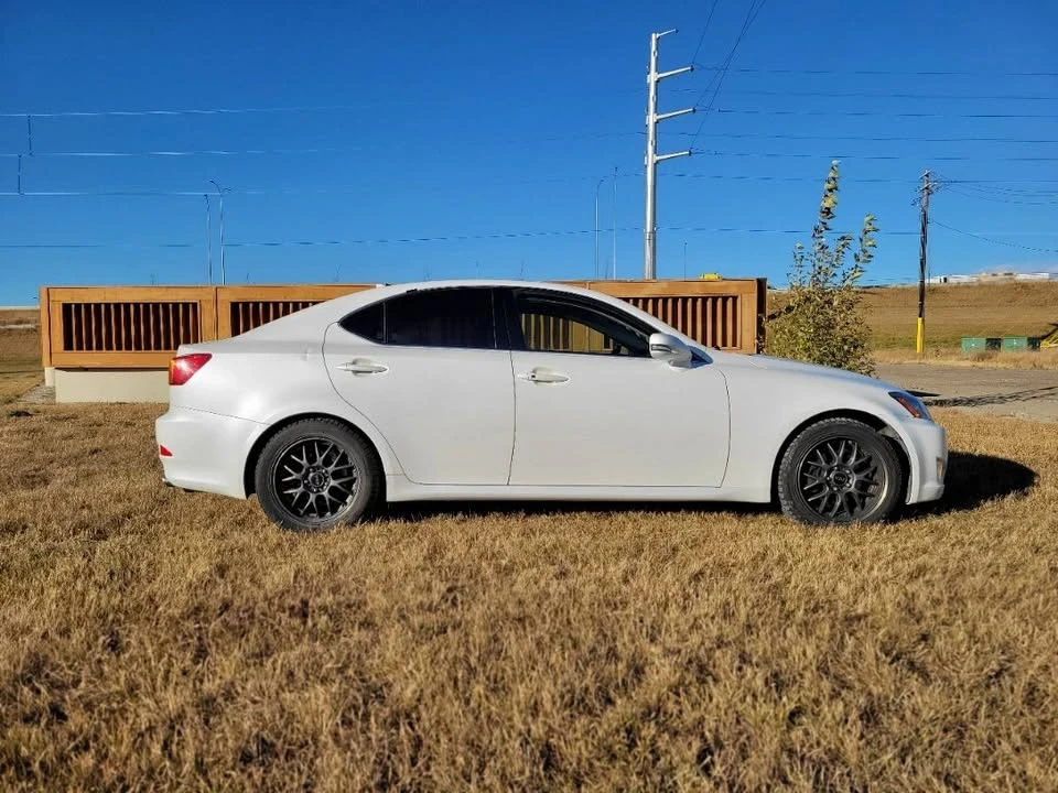 2010 Lexus IS 2nd Gen - Image 7 of 15