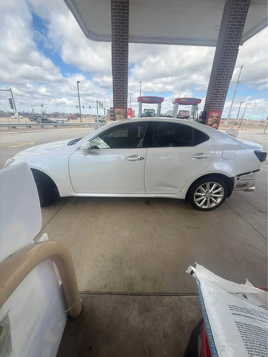 2010 Lexus IS 2nd Gen - Image 13 of 16