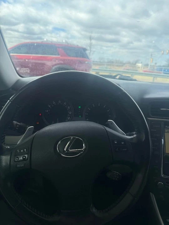 2010 Lexus IS 2nd Gen - Image 11 of 16