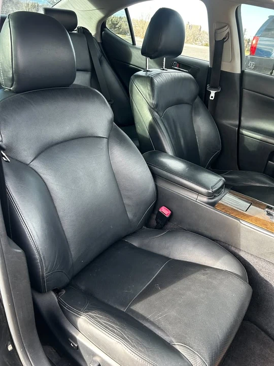 2010 Lexus IS 2nd Gen - Image 11 of 15