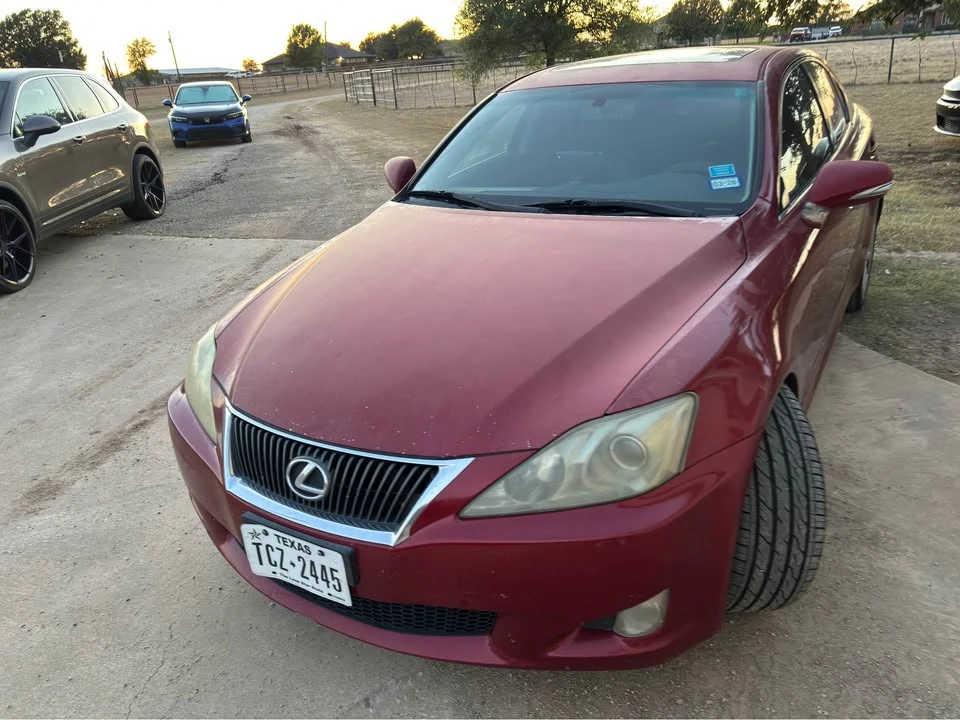 2010 Lexus IS 2nd Gen - Image 4 of 11
