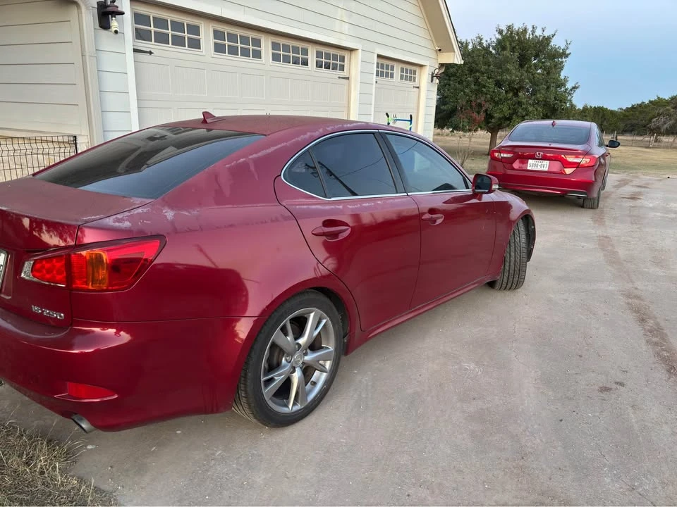 2010 Lexus IS 2nd Gen - Image 5 of 11