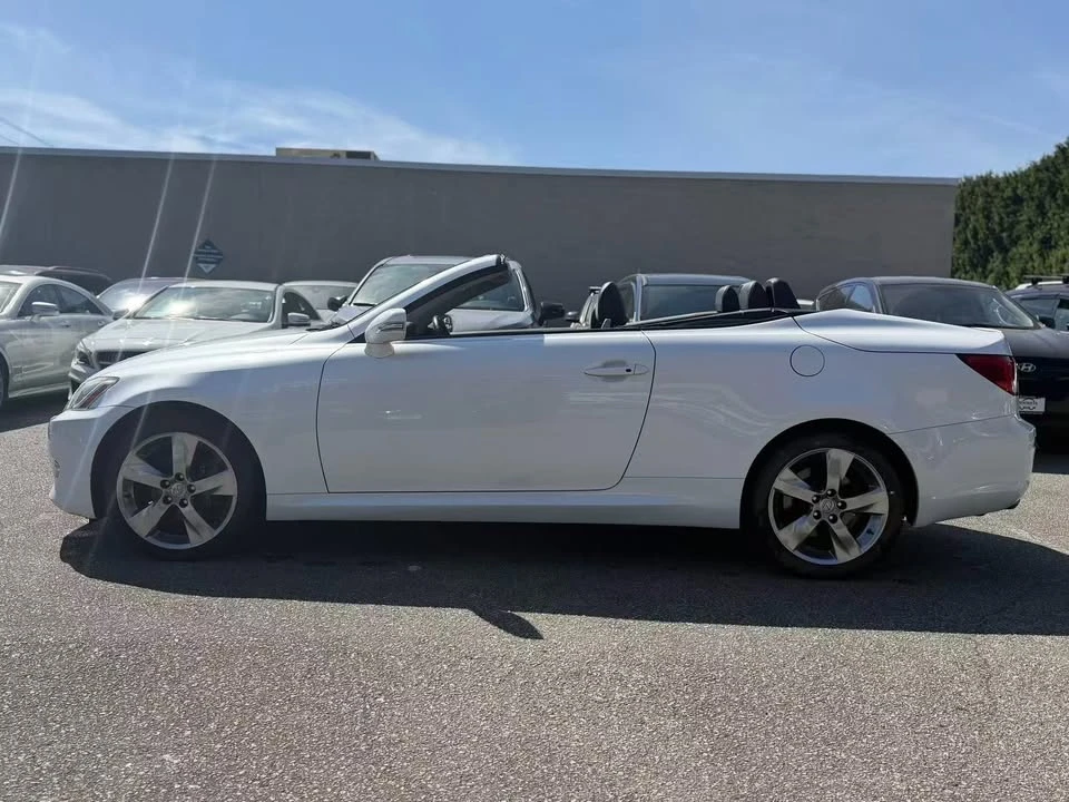 2010 Lexus IS 2nd Gen - Image 8 of 10