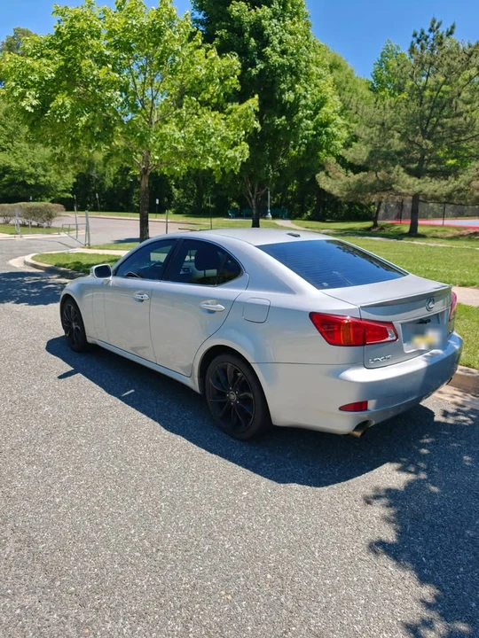 2010 Lexus IS 2nd Gen - Image 3 of 19