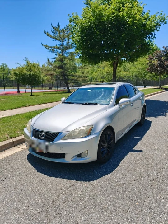 2010 Lexus IS 2nd Gen - Image 2 of 19