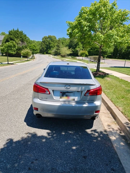 2010 Lexus IS 2nd Gen - Image 5 of 19
