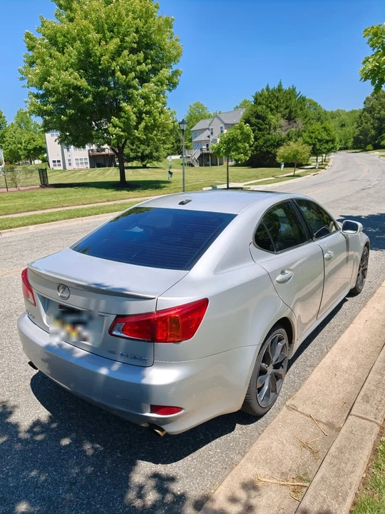 2010 Lexus IS 2nd Gen - Image 6 of 19