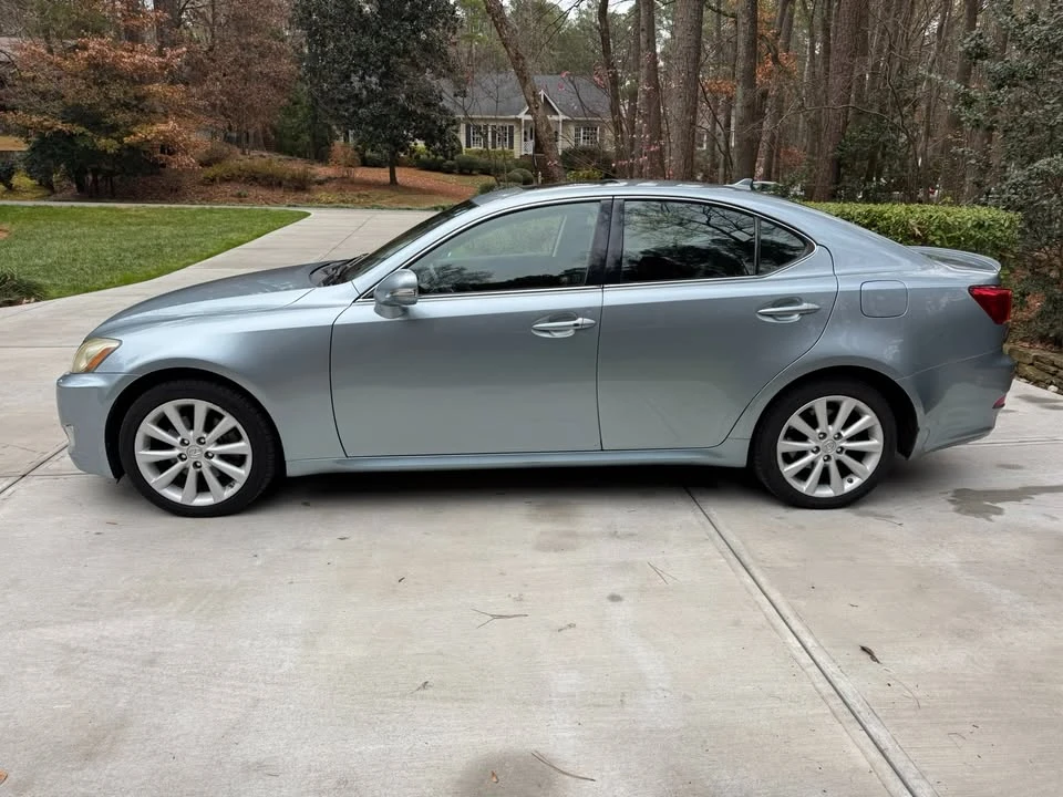 2010 Lexus IS 2nd Gen - Image 2 of 18