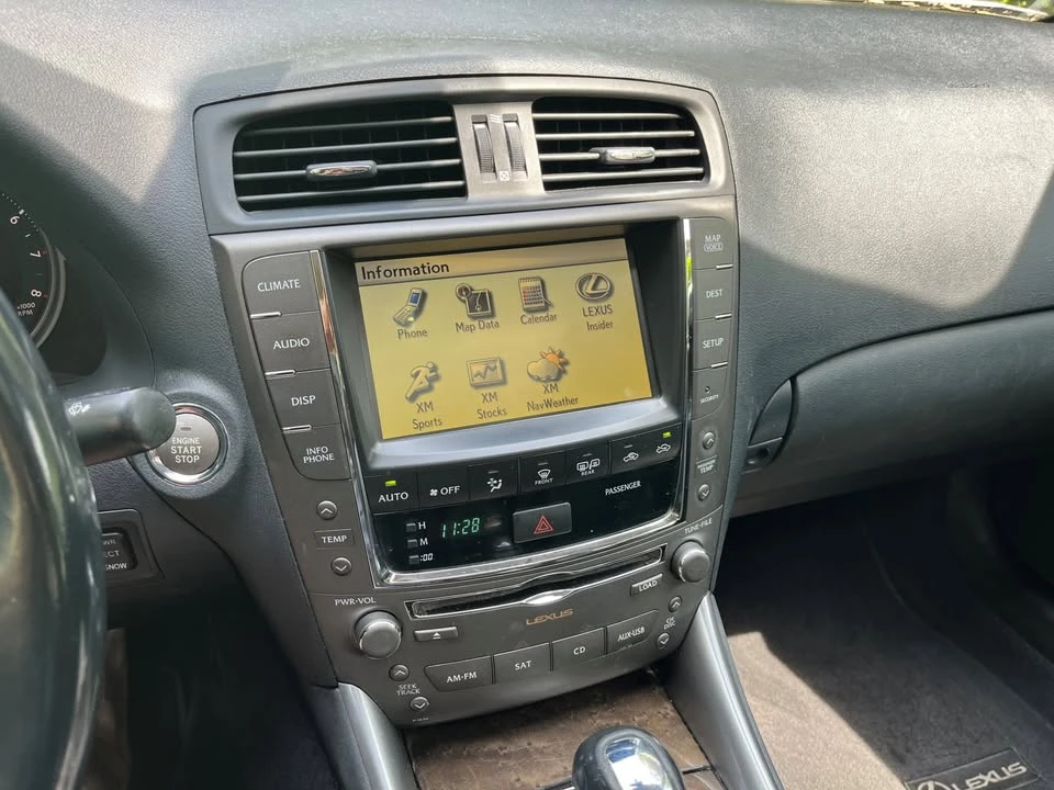 2010 Lexus IS 2nd Gen - Image 18 of 18