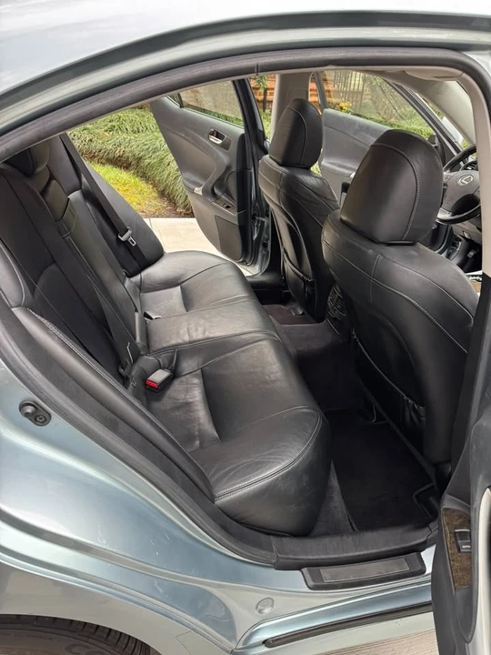 2010 Lexus IS 2nd Gen - Image 7 of 18