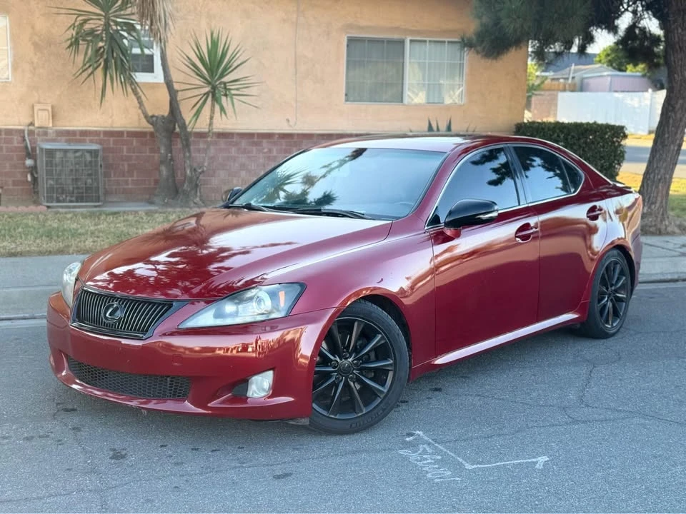 2010 Lexus IS 2nd Gen - Image 5 of 12