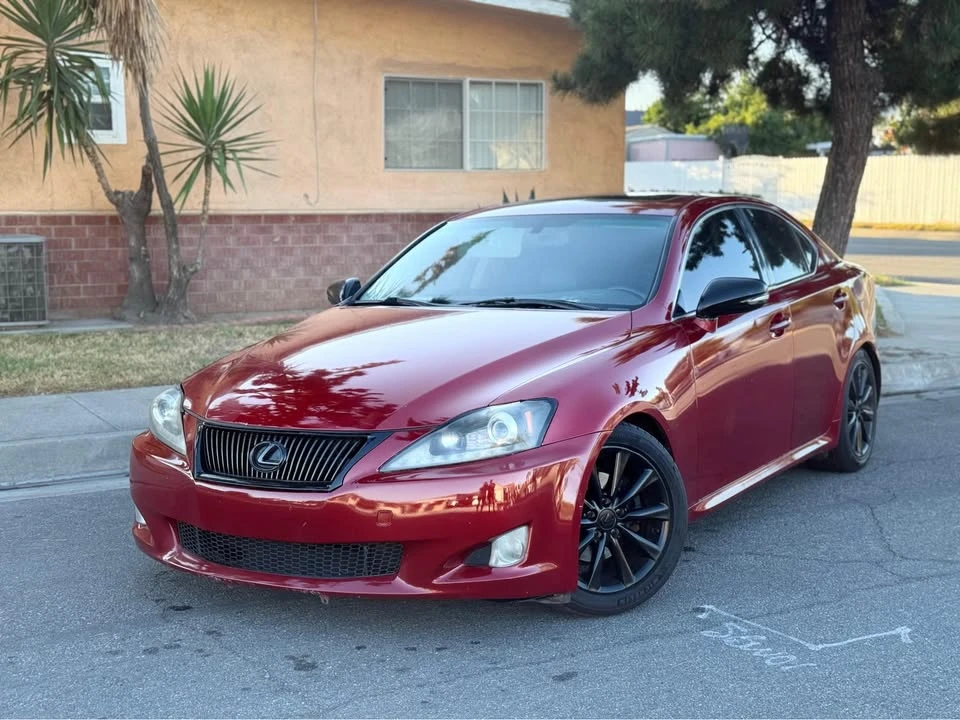 2010 Lexus IS 2nd Gen - Image 2 of 12