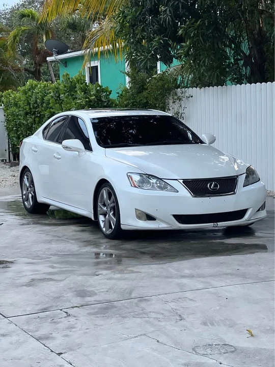 2010 Lexus IS 2nd Gen - Image 2 of 8