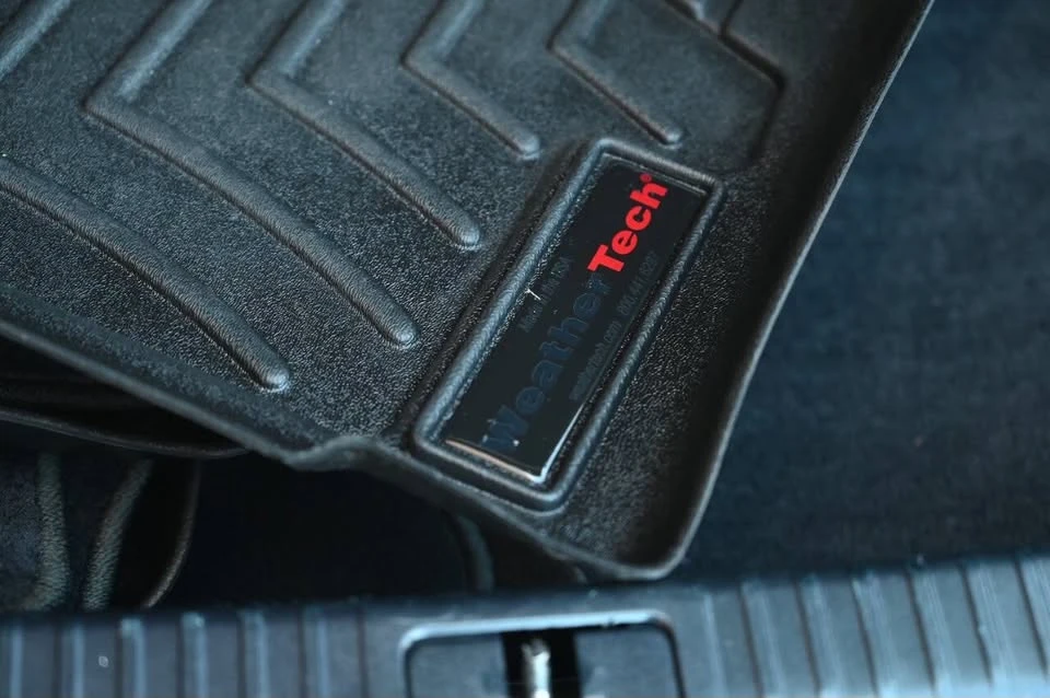2010 Lexus IS 2nd Gen - Image 12 of 20