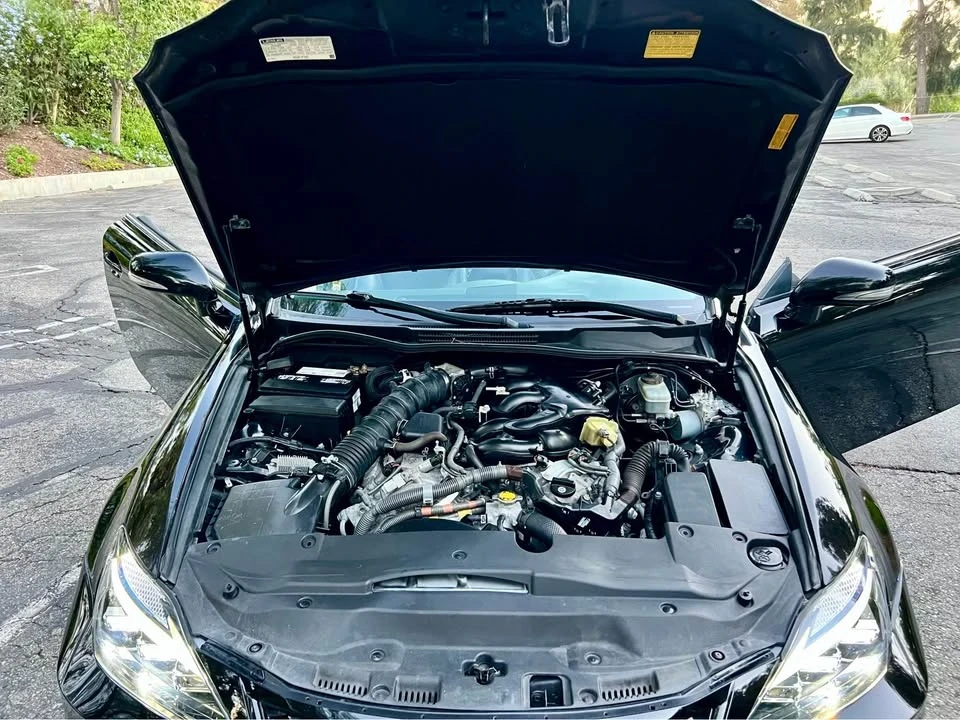 2010 Lexus IS 2nd Gen - Image 17 of 20