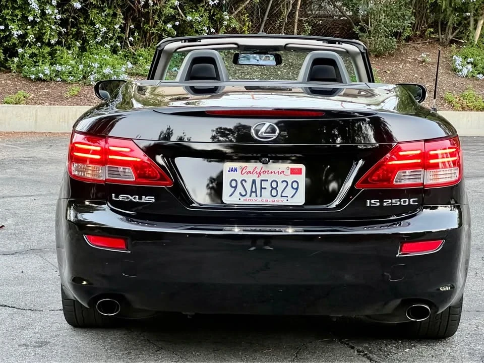 2010 Lexus IS 2nd Gen - Image 15 of 20