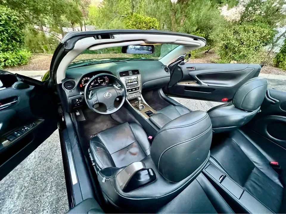 2010 Lexus IS 2nd Gen - Image 10 of 20