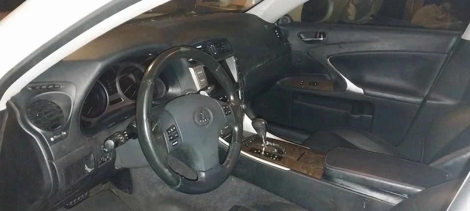 2010 Lexus IS 2nd Gen - Image 9 of 10