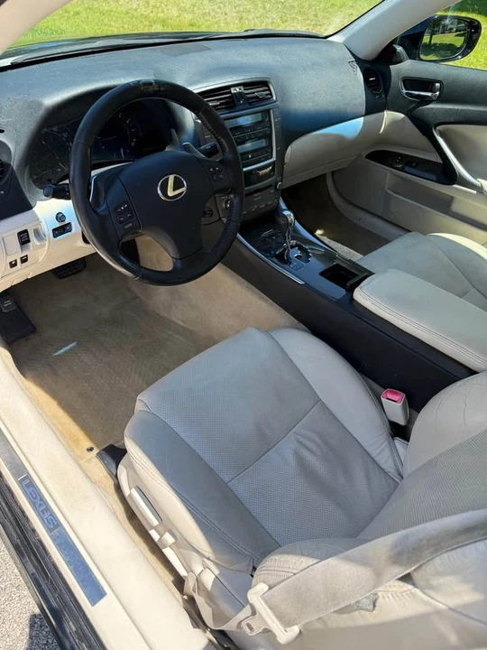 2010 Lexus IS 2nd Gen - Image 4 of 14