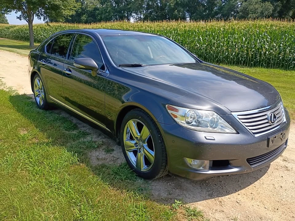 2010 Lexus LS 4th Gen - Image 3 of 9