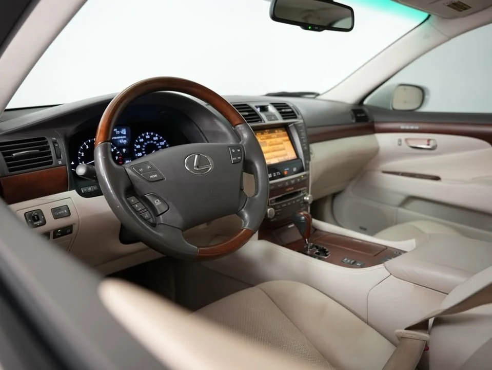2010 Lexus LS 4th Gen - Image 6 of 20