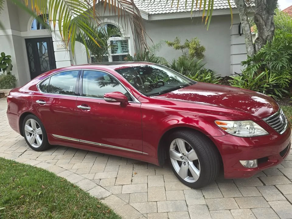 2010 Lexus LS 4th Gen - Image 2 of 7