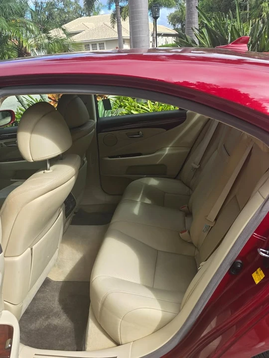 2010 Lexus LS 4th Gen - Image 6 of 7