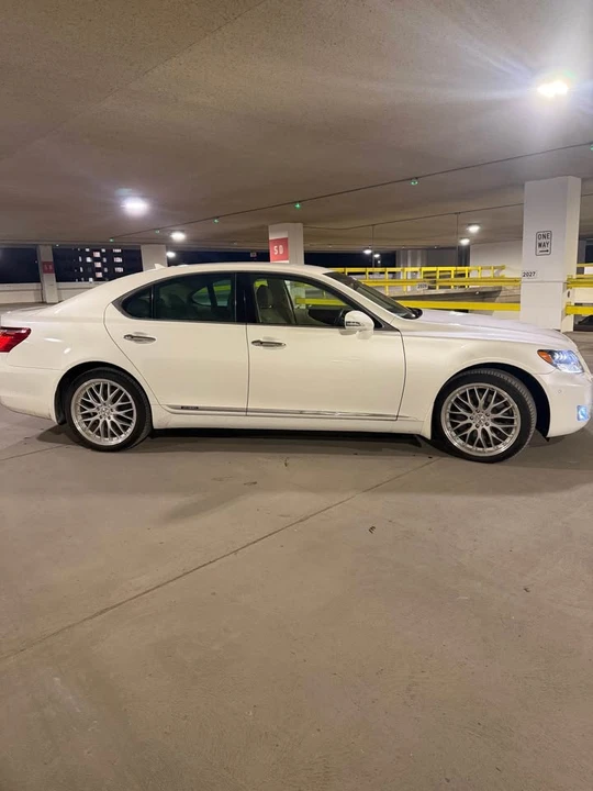 2010 Lexus LS 4th Gen - Image 2 of 14