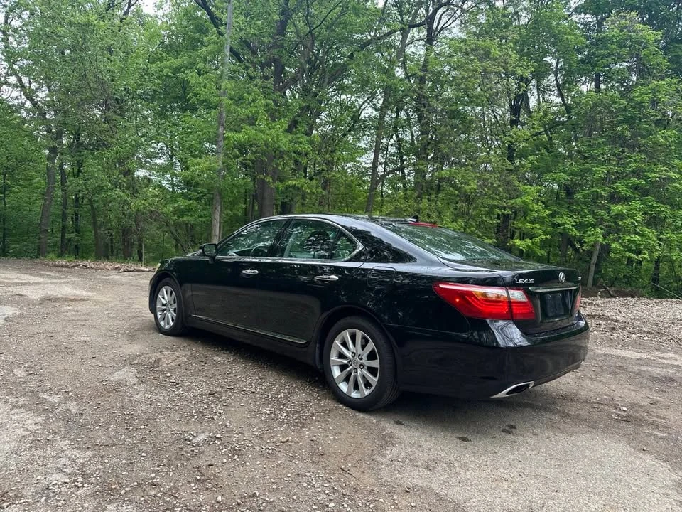 2010 Lexus LS 4th Gen - Image 3 of 11
