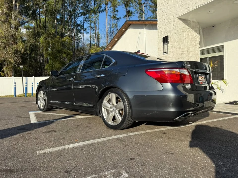 2010 Lexus LS 4th Gen - Image 3 of 20