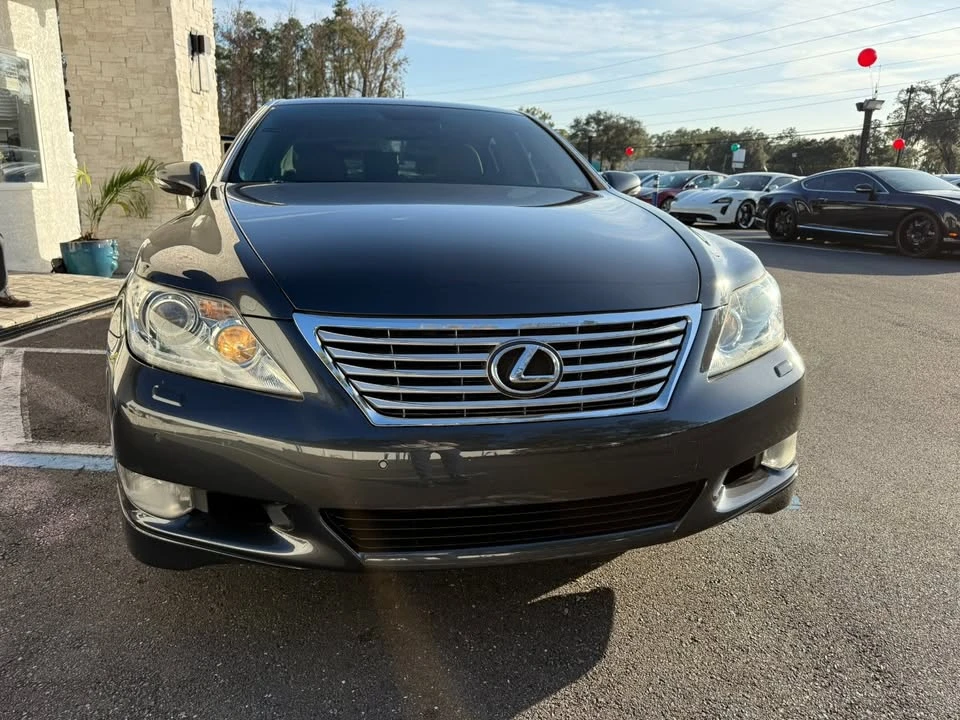 2010 Lexus LS 4th Gen - Image 11 of 20
