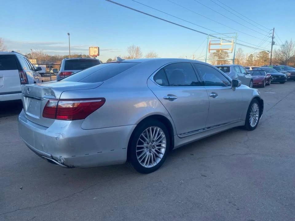 2010 Lexus LS 4th Gen - Image 4 of 17