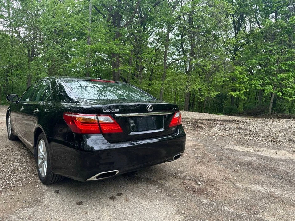 2010 Lexus LS 4th Gen - Image 5 of 20