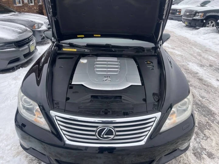 2010 Lexus LS 4th Gen - Image 17 of 17