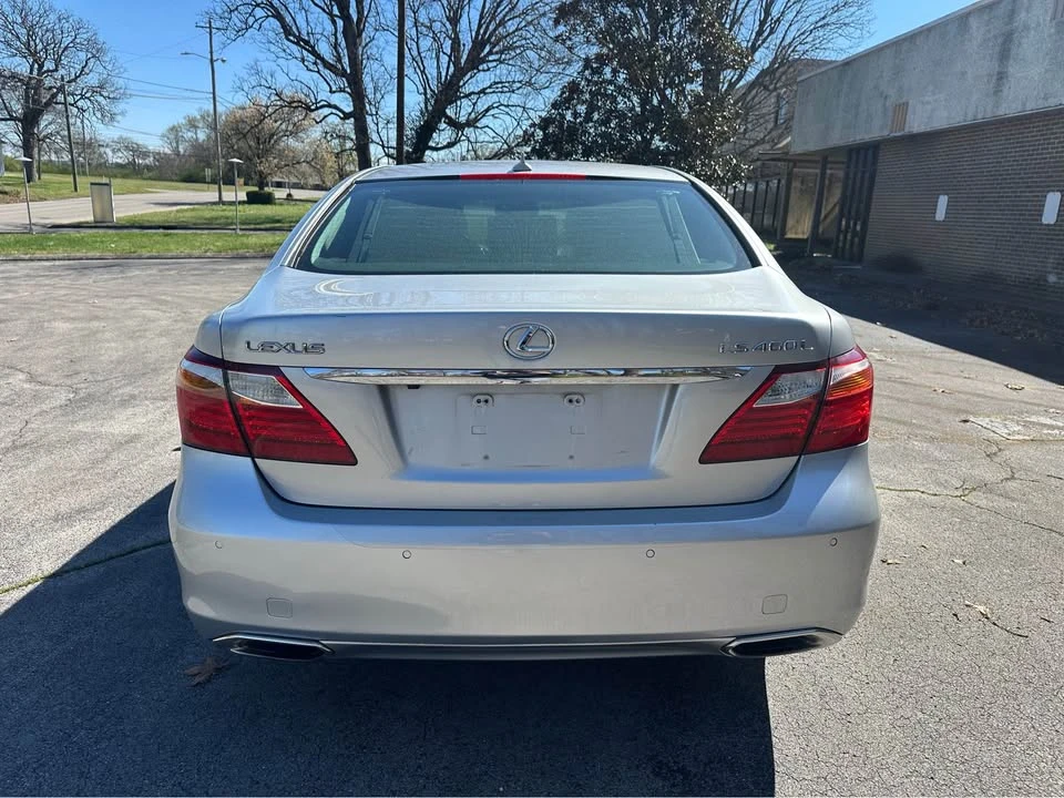 2010 Lexus LS 4th Gen - Image 11 of 20