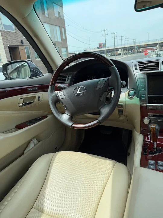 2010 Lexus LS 4th Gen - Image 3 of 16