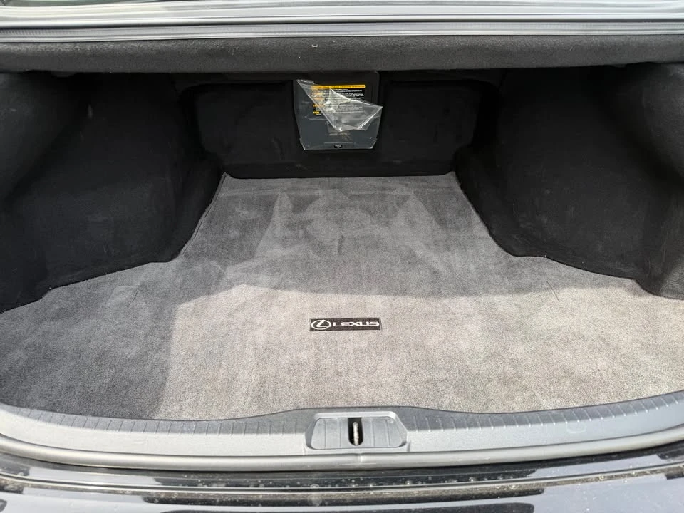2010 Lexus LS 4th Gen - Image 8 of 16