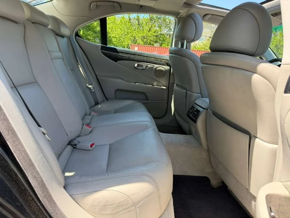 2010 Lexus LS 4th Gen - Image 12 of 20