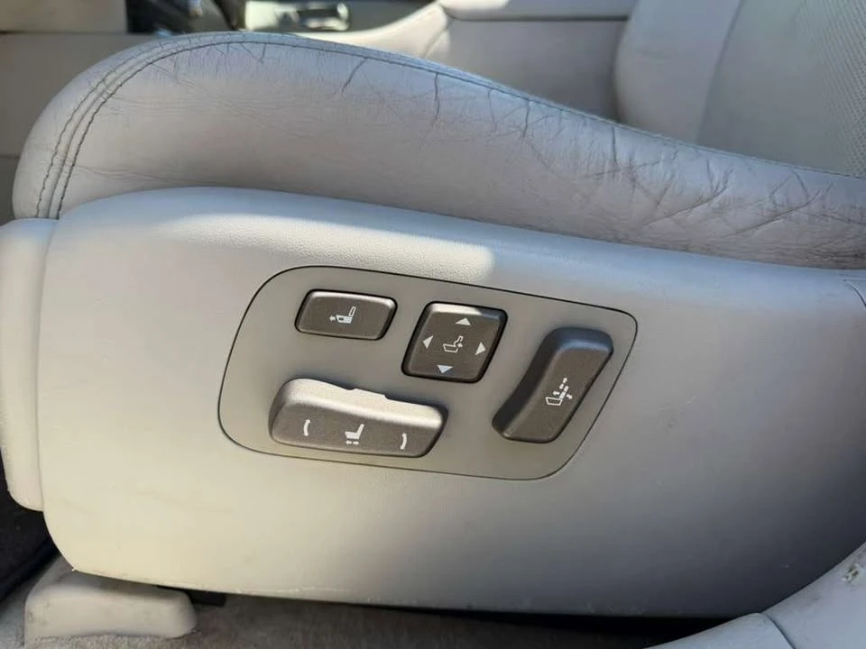 2010 Lexus LS 4th Gen - Image 10 of 20